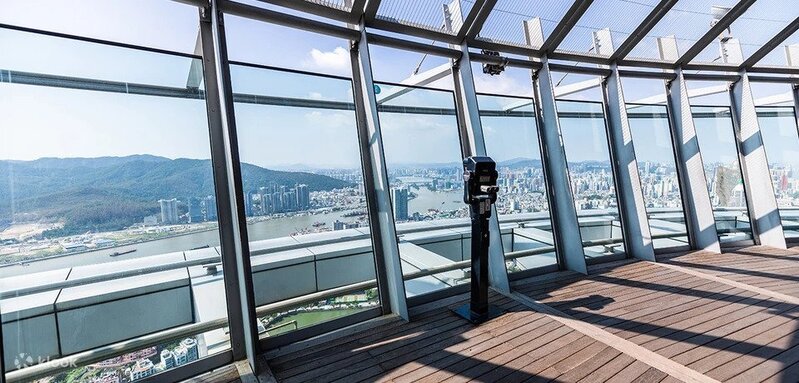 澳門旅遊塔360°旋轉餐廳